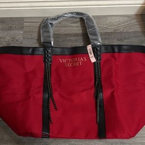 Ruby red tote bag